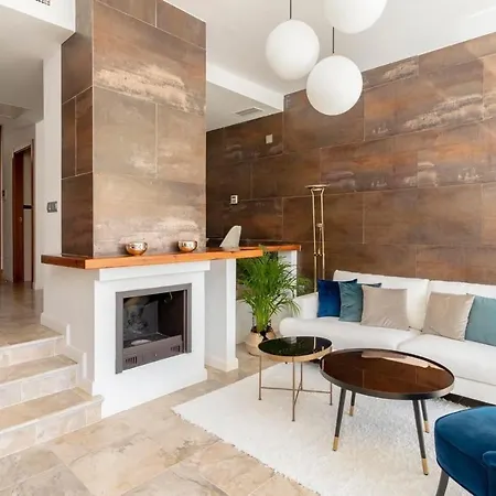 Hotel Magnificent Townhouse In Bel-air 4*