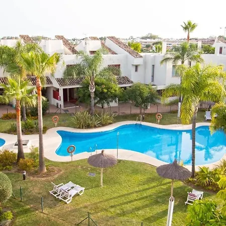 Magnificent Townhouse In Bel-air Отель 4*