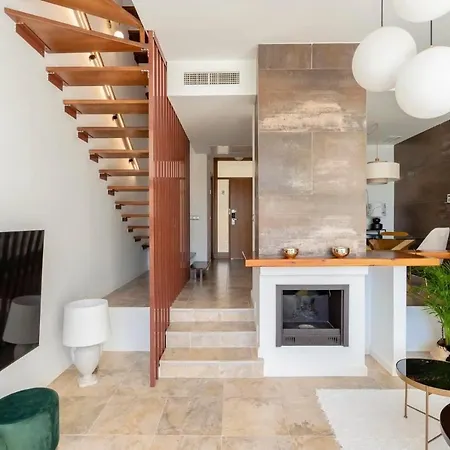Отель Magnificent Townhouse In Bel-air Эстепона